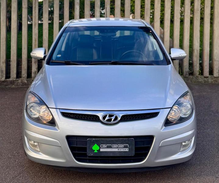 Hyundai i30 2.0 - foto 2