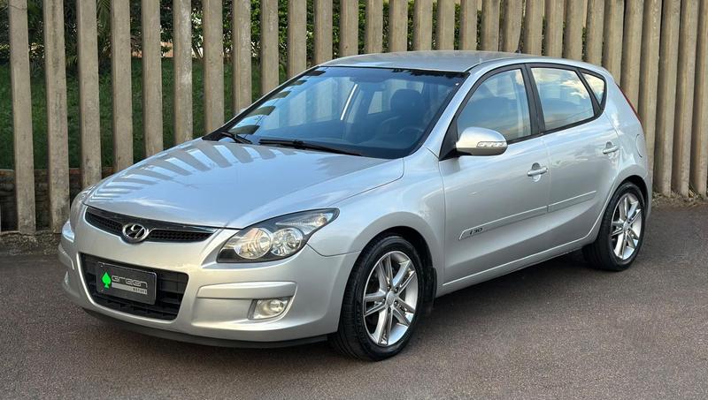 Hyundai i30 2.0 - foto 5