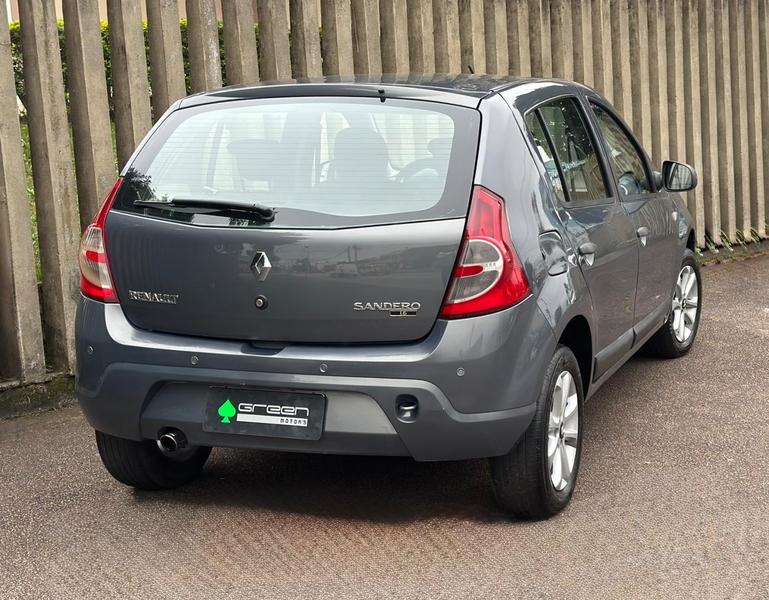 Renault Sandero Authentique Hi Flex 1.0 16V 5P - foto 5