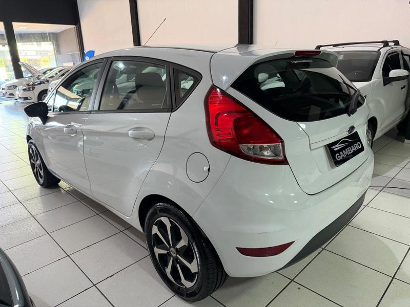 Ford Fiesta Ha 15l Sb - foto 4