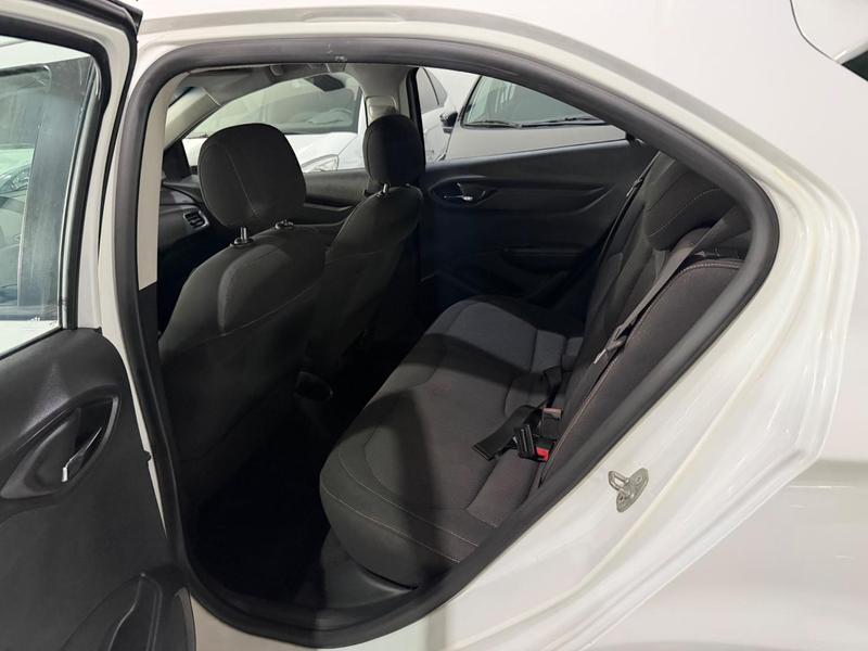 Chevrolet Onix 14mt LTZ - foto 11