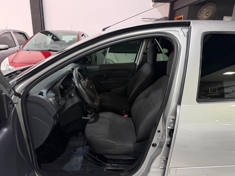 Renault Sandero Auth 1.0 - foto 10