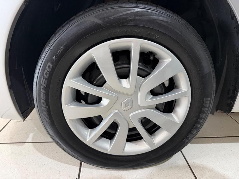 Renault Sandero Auth 1.0 - foto 6