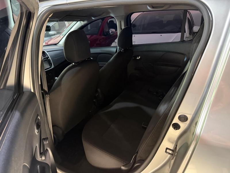 Renault Sandero Exp 16sce - foto 9