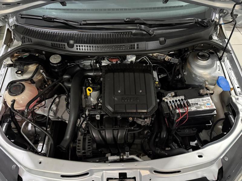 Volkswagen Voyage 1.0 Flex 12V 4P - foto 6