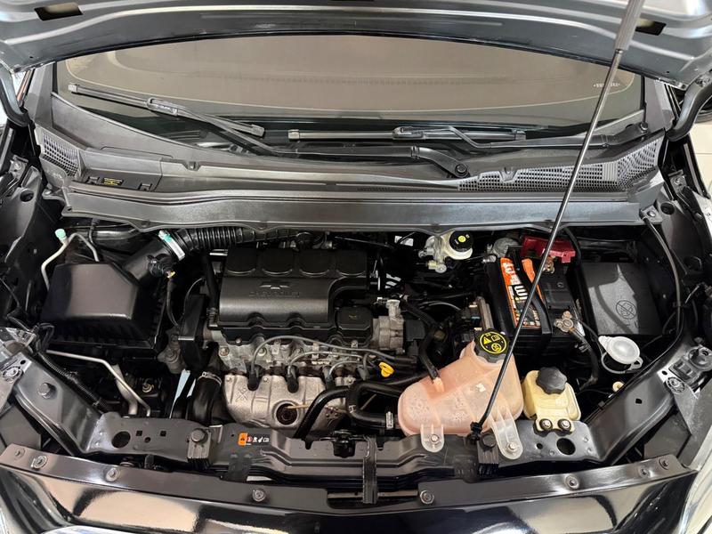 Chevrolet Spin 18l Mt LTZ - foto 7