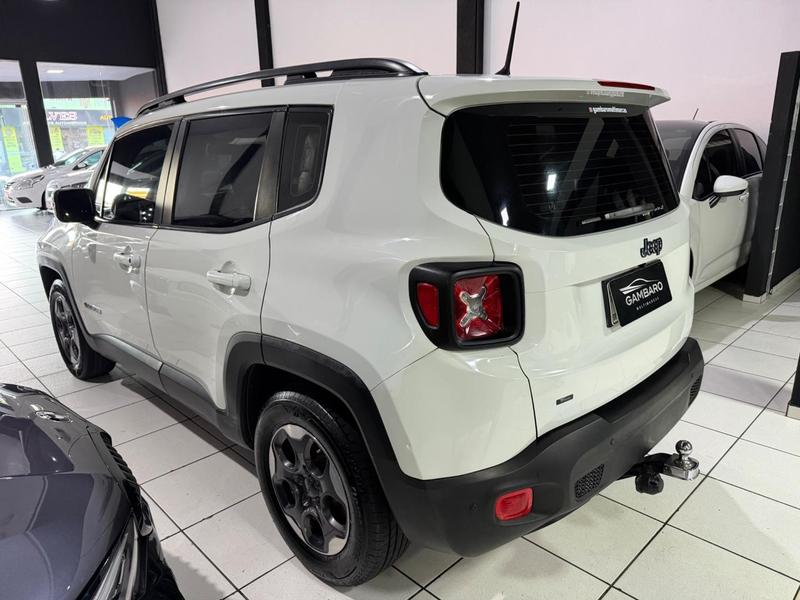 Jeep Renegade 1.8 Mt - foto 4