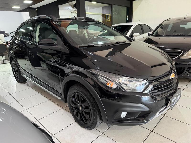 Chevrolet Onix 14at Act - foto 2