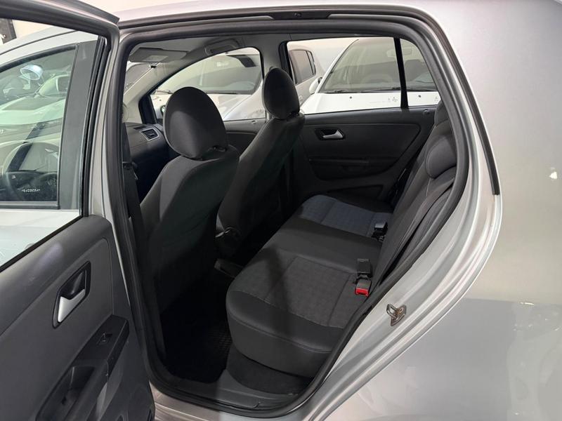 Volkswagen Fox Cl Me - foto 9