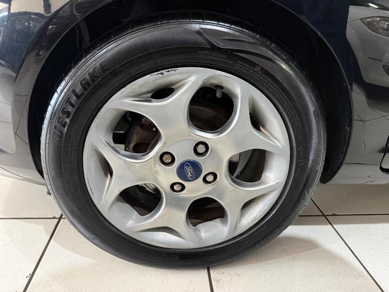 Ford Fiesta 1.5 16V Flex Mec. 5P - foto 8