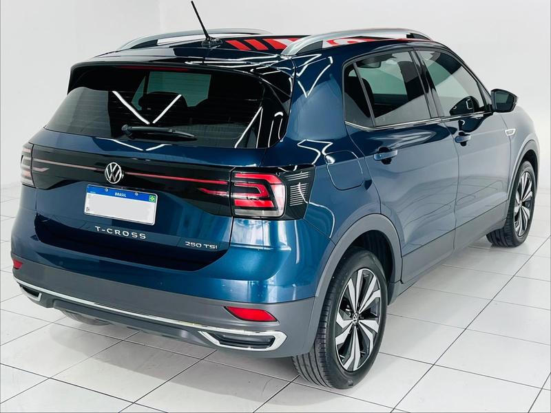 Volkswagen T-Cross Highline 250 TSI Automático - foto 7