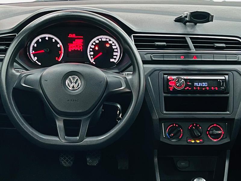 Volkswagen Gol 16l - foto 12