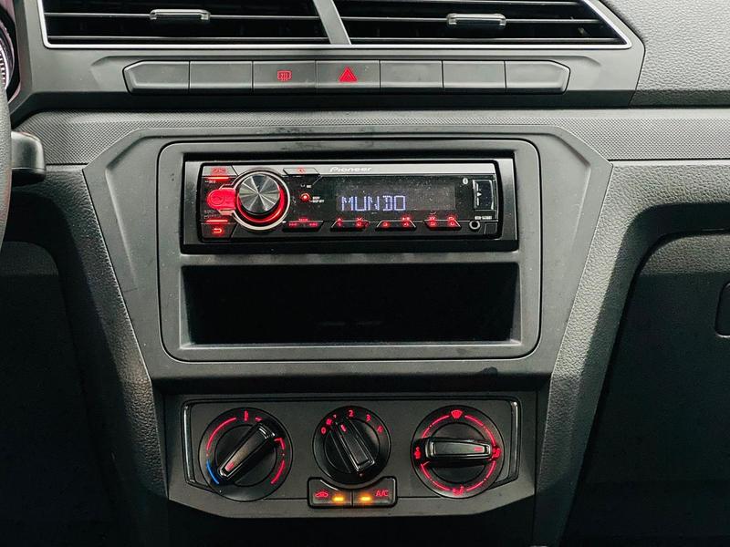 Volkswagen Gol 16l - foto 14
