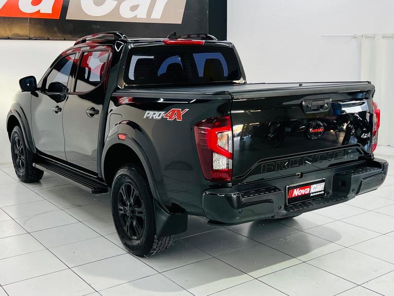 Nissan Frontier Pro 4x - foto 5