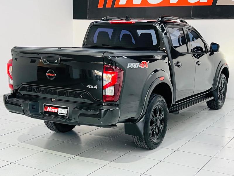 Nissan Frontier Pro 4x - foto 7