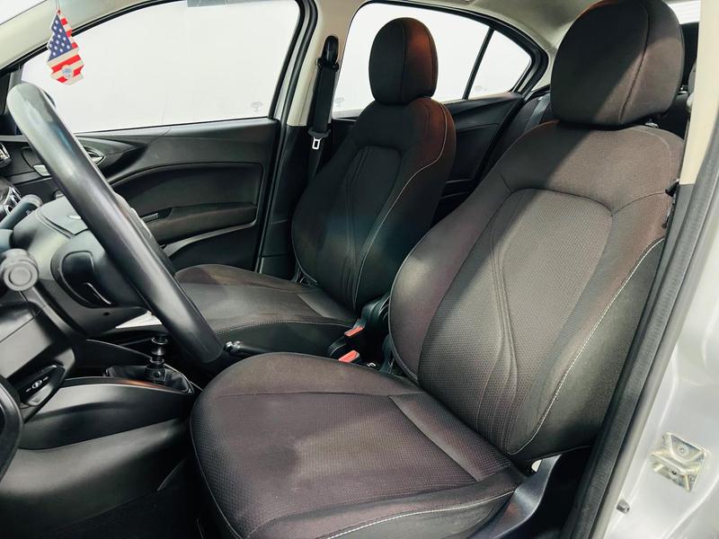 Fiat Cronos Precision 1.8 16V Flex Mec. - foto 9