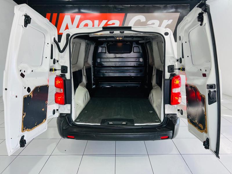 Peugeot Expert Cargo - foto 16