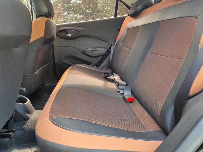 Chevrolet Onix 1.4 Mpfi Activ 8V Flex 4P Automático - foto 16