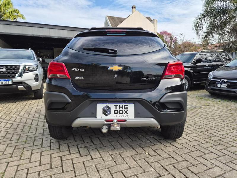 Chevrolet Onix 1.4 Mpfi Activ 8V Flex 4P Automático - foto 9