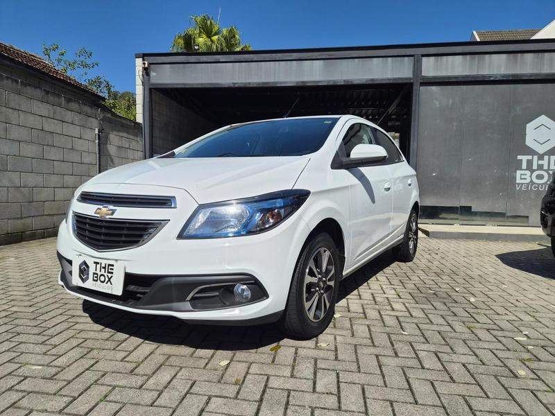 Chevrolet Onix Hatch LT 1.4 8V Flexpower 5P Aut. - foto 3