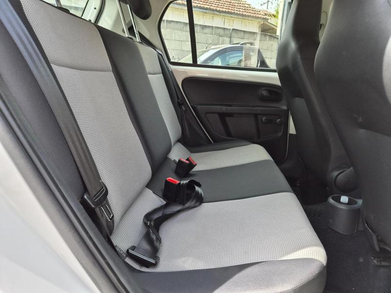Volkswagen Up! Take 1.0 Total Flex 12V 5P - foto 12