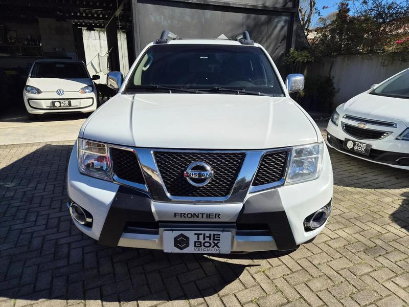 Nissan Frontier Sl Cd 4X4 2.5tb Diesel Automático - foto 9