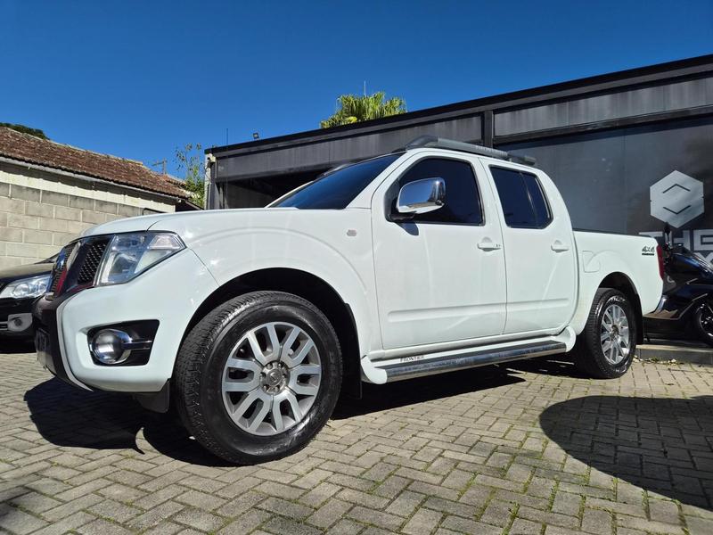 Nissan Frontier Sl Cd 4X4 2.5tb Diesel Automático - foto 2