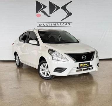 NISSAN VERSA 16 SL