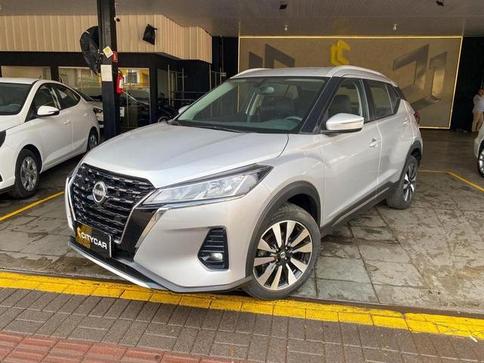 NISSAN KICKS ADVANCE CVT