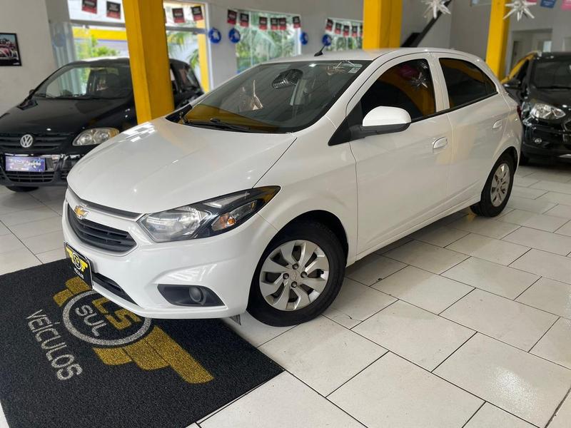 CHEVROLET ONIX 1.0MT LT