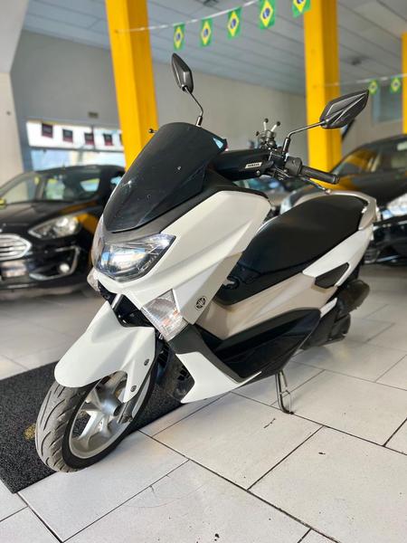 YAMAHA NMAX