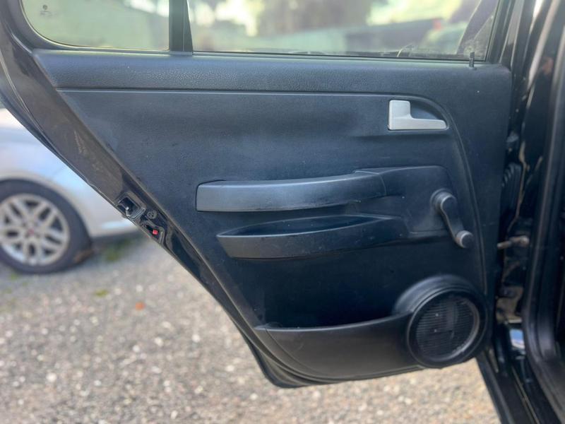 Volkswagen Fox 1.0 - foto 13