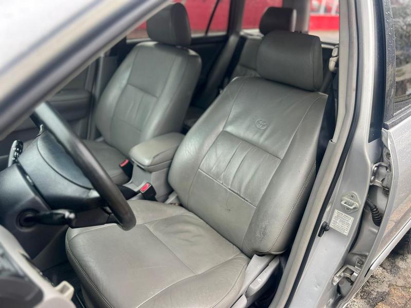 Toyota Fielder - foto 10