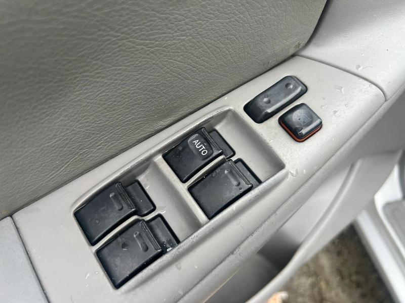 Toyota Fielder - foto 9