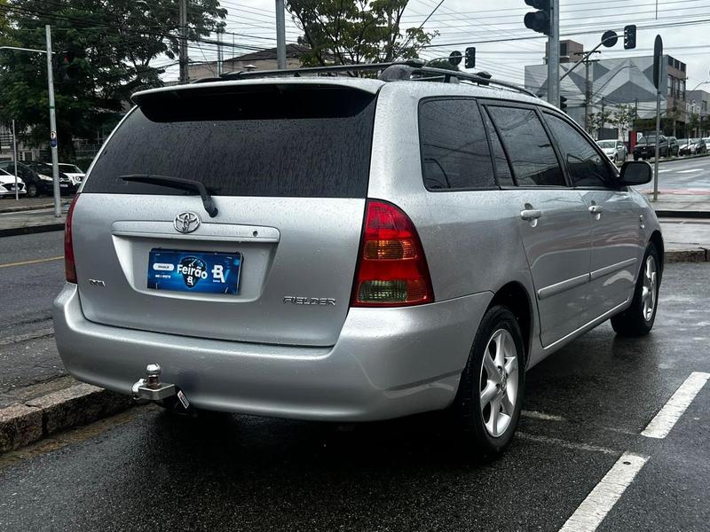 Toyota Fielder - foto 6