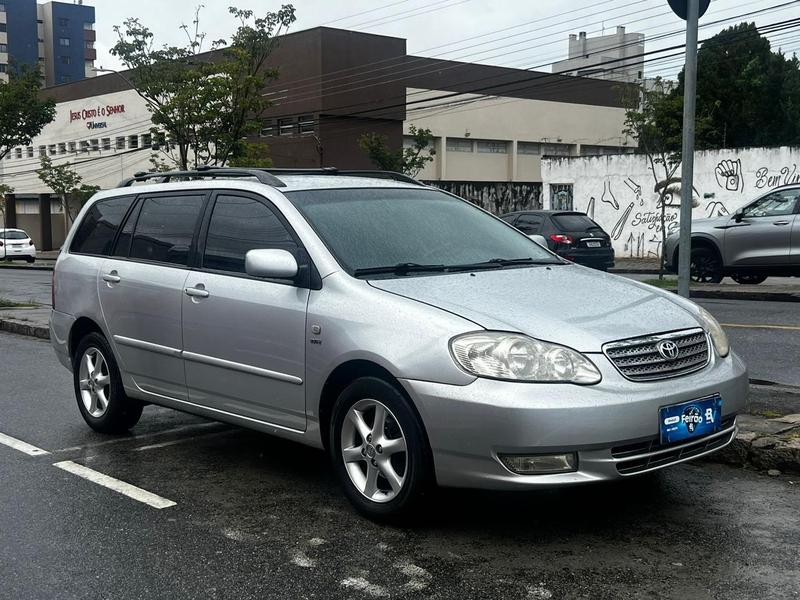 Toyota Fielder - foto 2