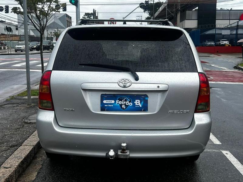 Toyota Fielder - foto 5