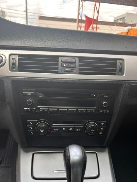 BMW 320i Va 71 - foto 16