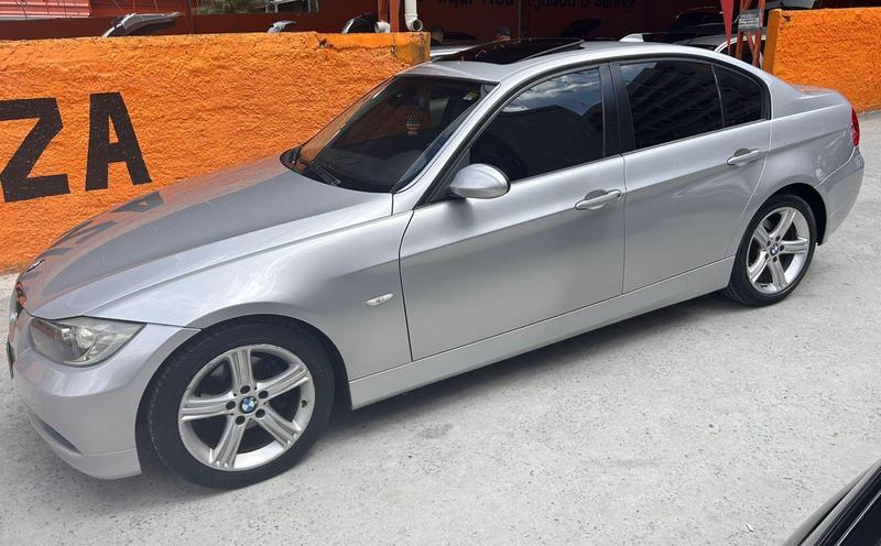 BMW 320i Va 71 - foto 7