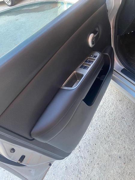Nissan Tiida 18sl Flex - foto 9