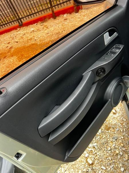 Volkswagen CrossFox - foto 13