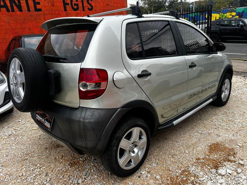 Volkswagen CrossFox - foto 5