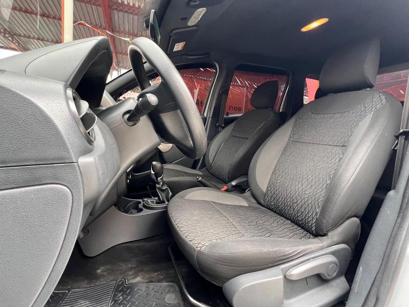 Renault Duster 1.6 E CVT - foto 8