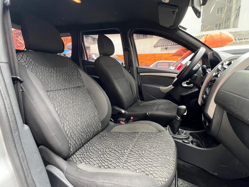 Renault Duster 1.6 E CVT - foto 9