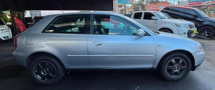 Audi A3 1.6 - foto 6