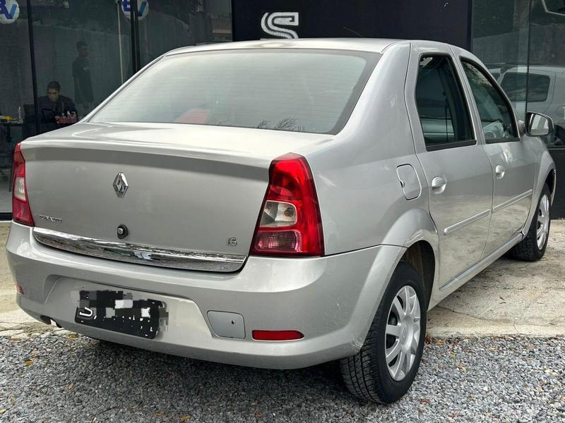 Renault Logan Exp 1.6 - foto 4