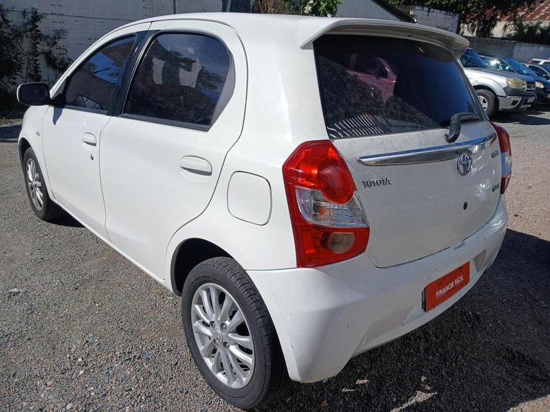 Toyota Etios Hb Xls - foto 5