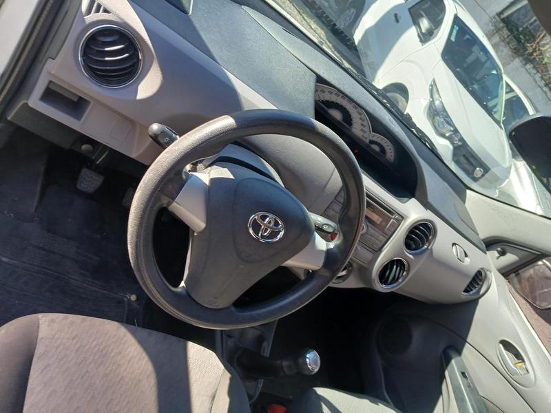 Toyota Etios Hb Xls - foto 7