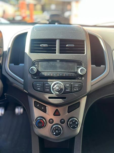 Chevrolet Sonic LT Hb Mt - foto 12
