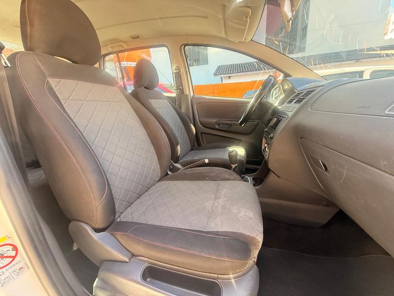Volkswagen Fox Cl Mb - foto 9